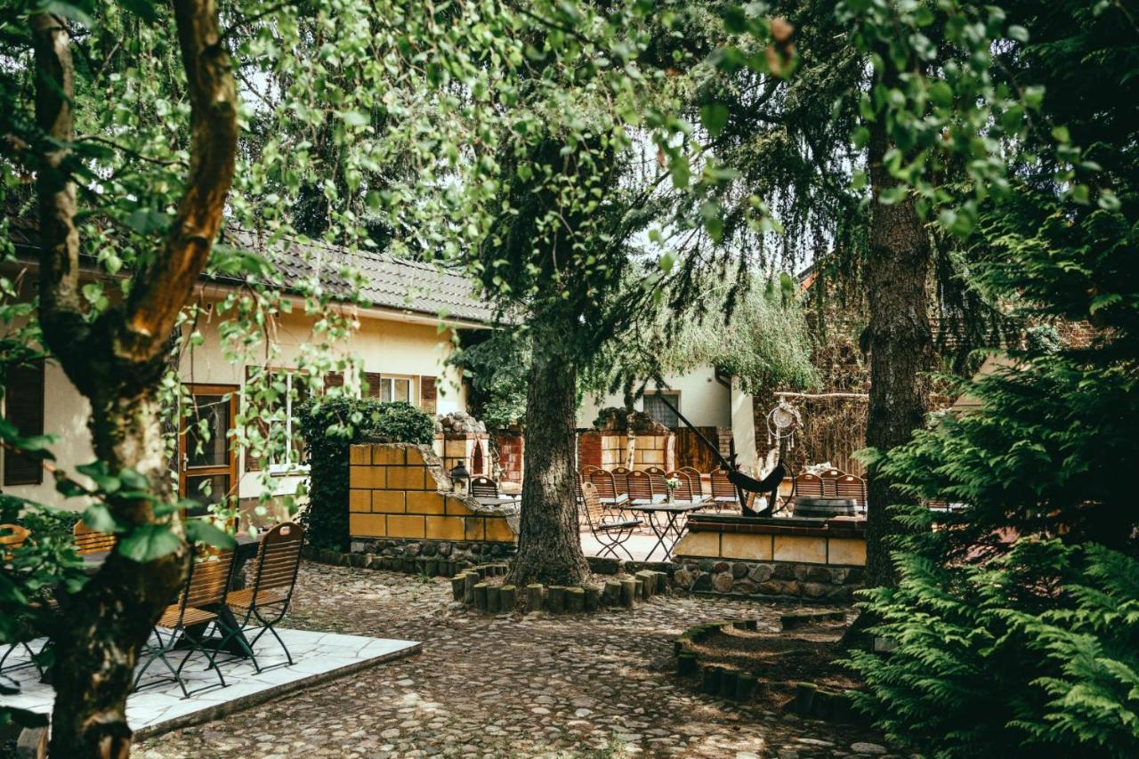אורניינבורג Landhotel Classic מראה חיצוני תמונה
